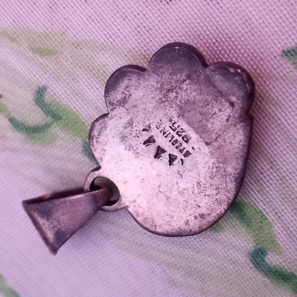 VERY VINTAGE Native American Natural Turquoise Sterling Silver w Feather PENDANT - Picture 7 of 16